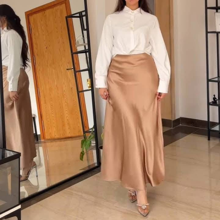 Jupe en satin de soie ZARA original - Élégance et confort printaniers