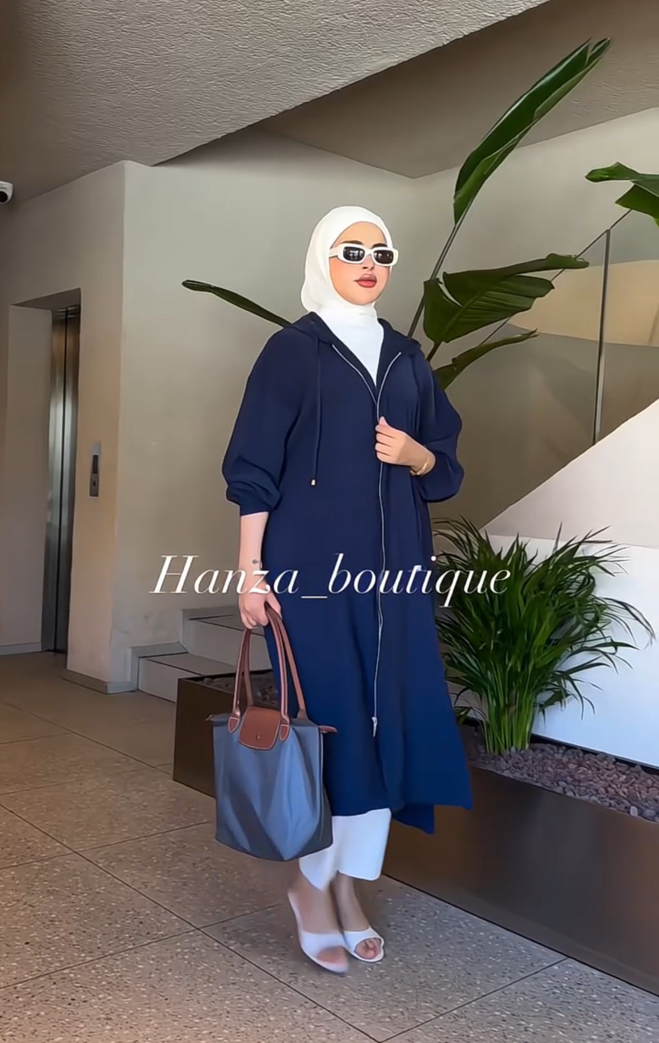 Robe longue à capuche